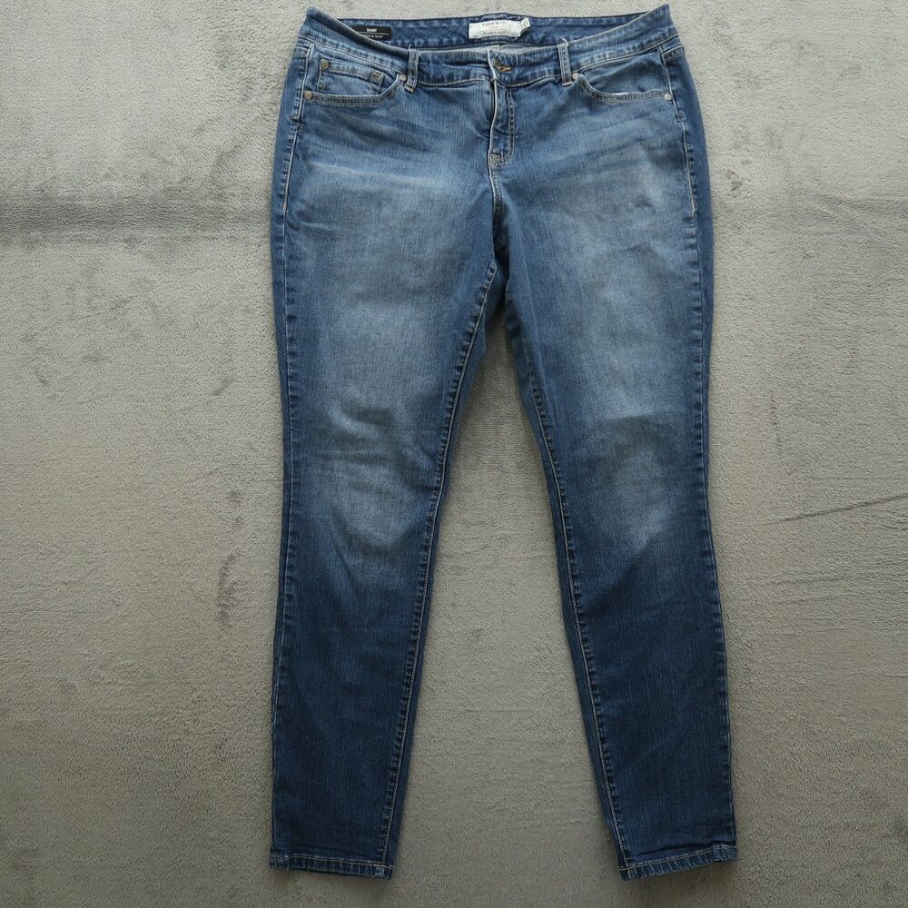 Torrid Jeans Women's Size 18 Blue Mid-Rise Skinny Denim 33" Inseam Stretch